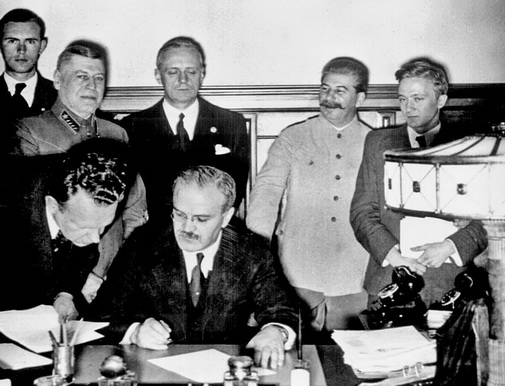 Подписание советско-германский договор о ненападении